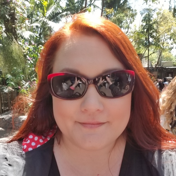 Meet your Posher, Meagan - Picture 1 of 1